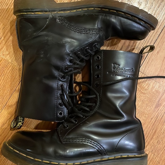Dr. Martens classic combat boots, s7 - Picture 8 of 10